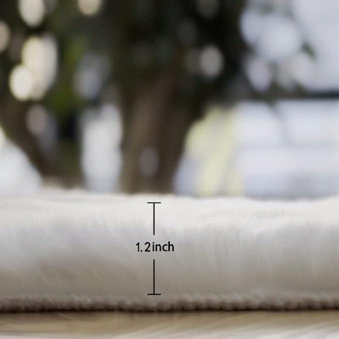 ORINOVA White Fluffy Round Rug 5ft for Bedroom Circle Faux Rabbit Washable Fur Area Rugs for Living Room Nursery Rug