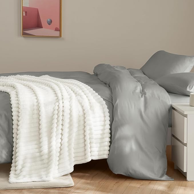 HIMEET Off White Ribbed Twin Blanket for Bed - 300GSM Lightweight Soft Fleece Blanket for Women, Cozy Blankets Graduation Birthday Gifts, Striped Spring Home School Dorm Decor, Off White, 60x80 Inches