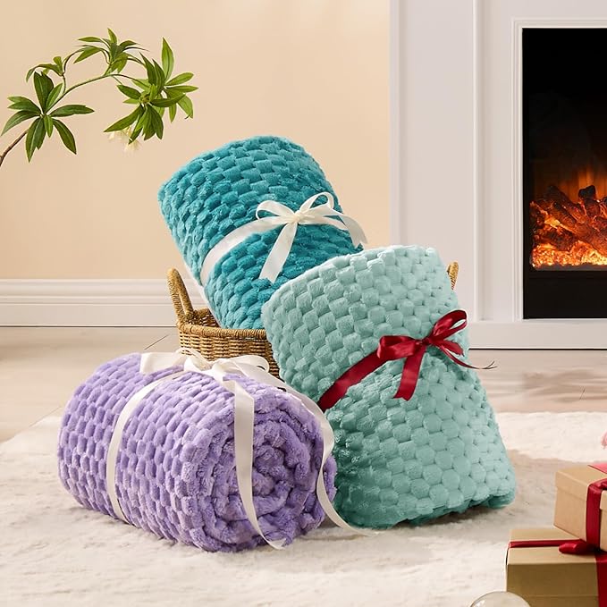 BEDELITE Fleece Twin Blanket for Couch & Bed - 3D Jacquard Decorative Lavender Throw, Super Soft and Cozy Warm Fuzzy Blanket All Seasons Suitable, 60x80Inches