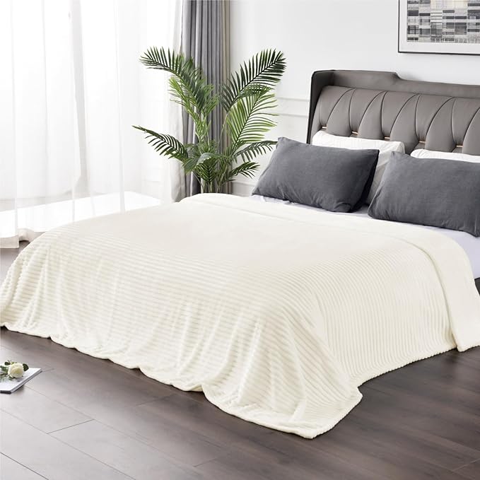 BEDELITE Fleece Blanket Full Size – 3D Ribbed Jacquard Soft and Warm Decorative Fuzzy Blankets – Cozy, Fluffy, Plush Lightweight Throw Blankets for Couch, Bed, Sofa(Cream, 84x90 inches)
