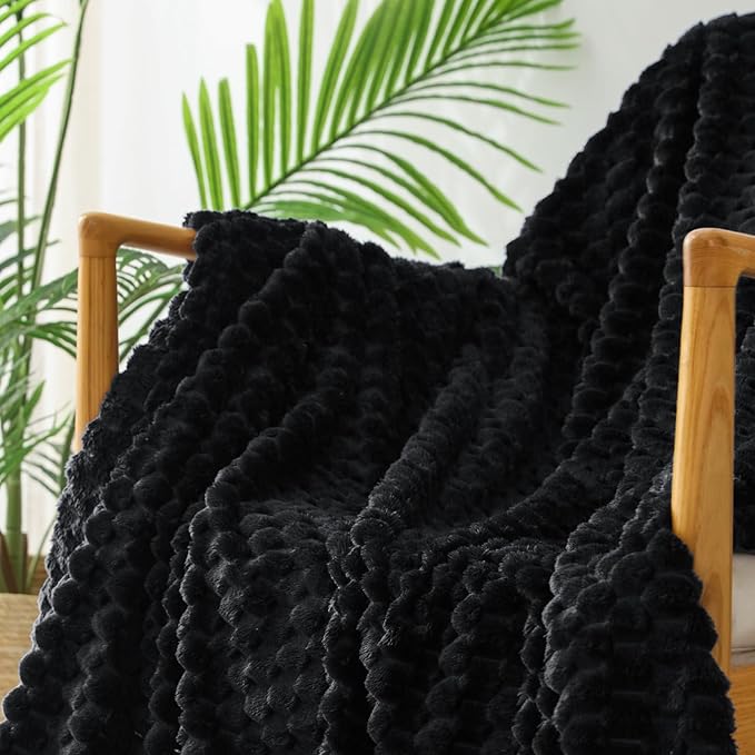 Exclusivo Mezcla Fleece Twin Blanket for Bed, Extra Large Fuzzy Black Bed Blankets, Soft Cozy Plush Sofa Throws for All Seasons, 90x66 Inches