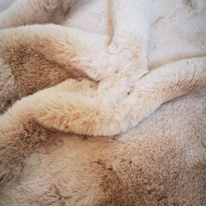 Ghouse Faux Rabbit Fur Round Rug 3ft Light Brown Beige Round Rugs for Bedroom Decor Fluffy Area Rugs for Living Room, no-Shedding Carpet Sheepskin Washable Rug Rome Decor