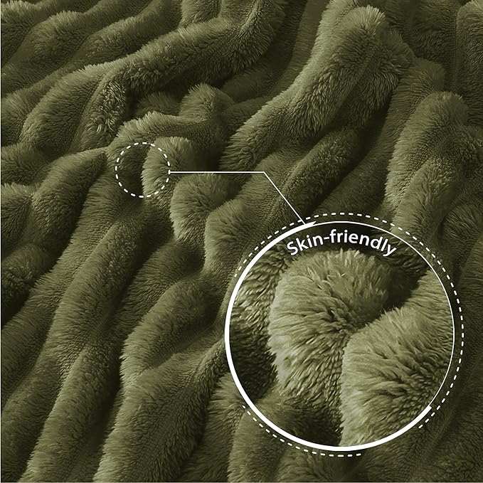Exclusivo Mezcla King Size Flannel Fleece Blanket, Super Soft Striped Jacquard Bed Blanket, Lightweight Fuzzy Cozy for All Seasons, 90x104 Inches, Olive Green
