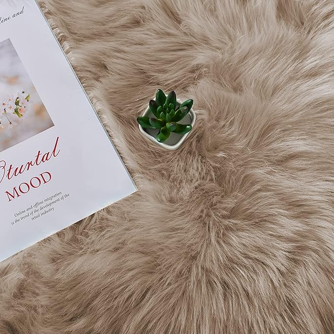 Latepis Shag Area Rug 6.7x10 Light Brown Beige Washable Faux Fur Fuzzy Rugs for Living Room Sheepskin Rugs for Bedroom Room Soft Accent Carpet Home Decor Rectangle
