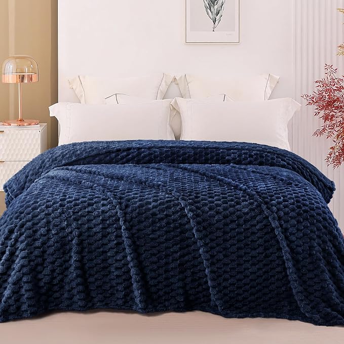 Exclusivo Mezcla Fleece Queen Blanket for Bed, Extra Large Fuzzy Navy Blue Bed Blankets, Soft Cozy Plush Sofa Throws for All Seasons, 90x90 Inches