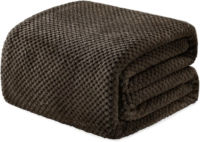 Exclusivo Mezcla Fleece Bed Blanket King Size, Super Soft and Warm Blankets for Couch, Sofa and Bed Waffle Textured, Cozy, Fuzzy and Lightweight (Coffee, 90x104 Inches)
