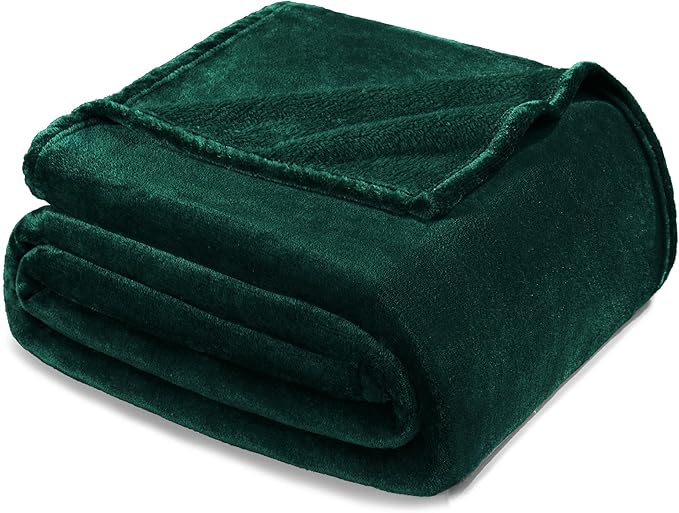 Exclusivo Mezcla Fleece Forest Green Throw Blanket for Couch, Sofa, Super Soft and Warm Blankets, All Season, Cozy, Plush, Lightweight, 50x60 Inches