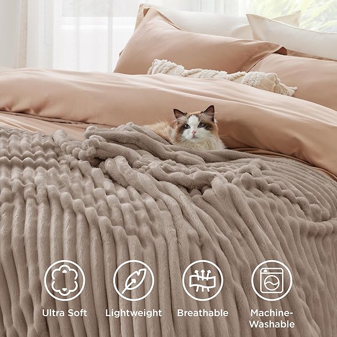 Bedsure GentleSoft Light Brown Fleece Blanket for Couch - Cozy Soft Blankets for Women, Cute Small Throws for Girls, 50x70 Inches