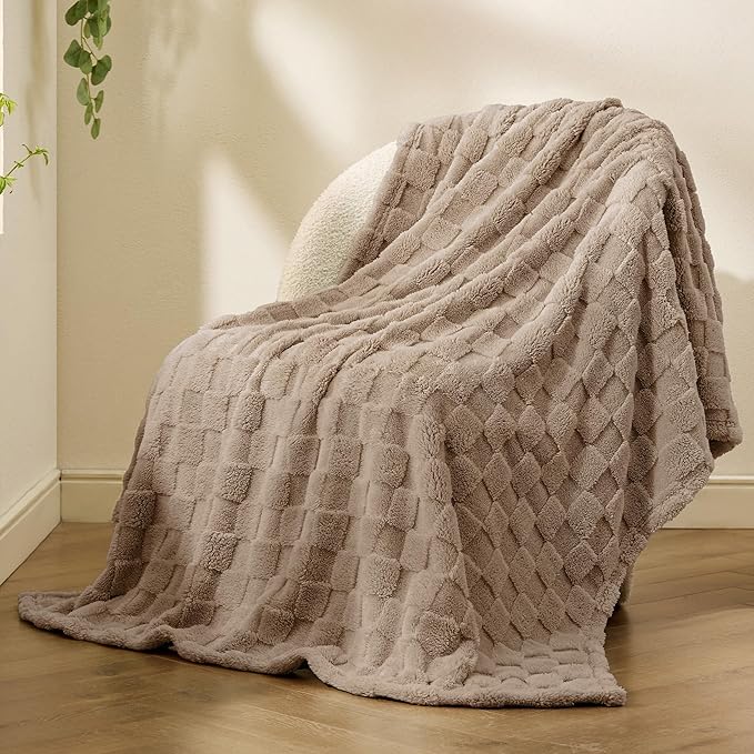 Bedsure GentleSoft Light Brown Throw Blanket for Couch - Checkered Fleece Blankets Gifts for Kids Girls, Cute Soft Cozy Throw for Bedroom Home Decor Gifts, 50x60 Inches